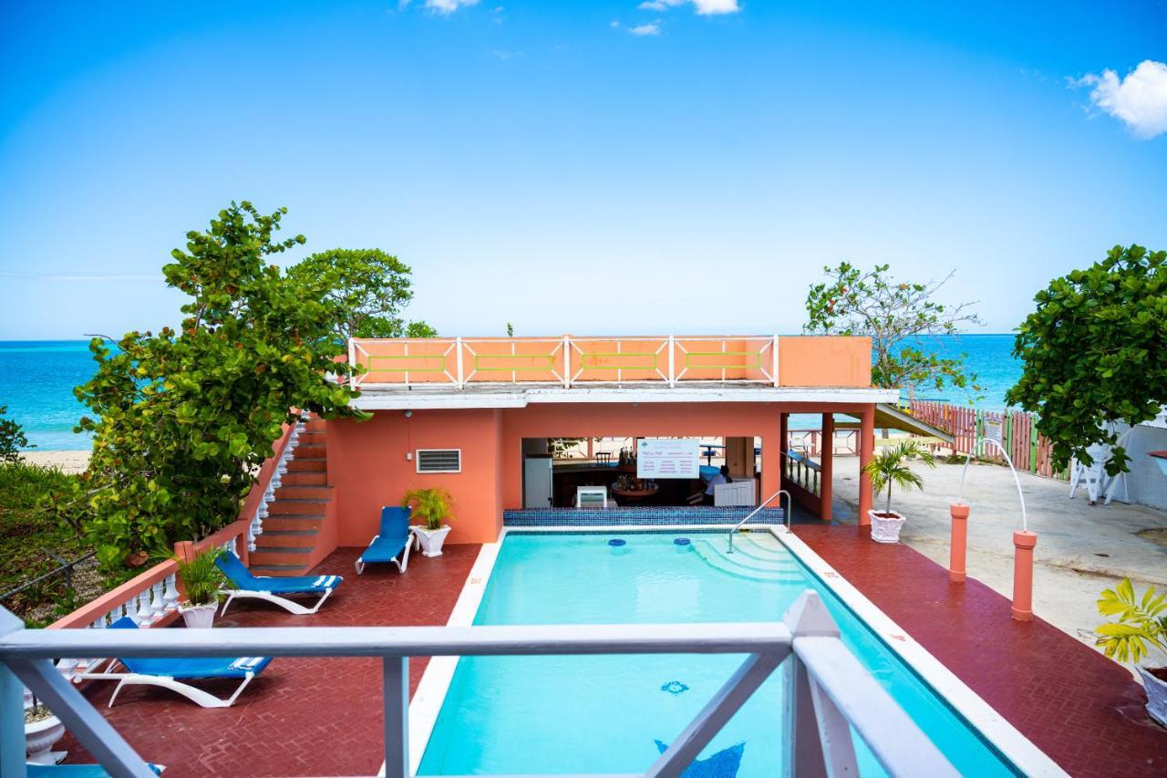 Shields Negril Villas Экстерьер фото