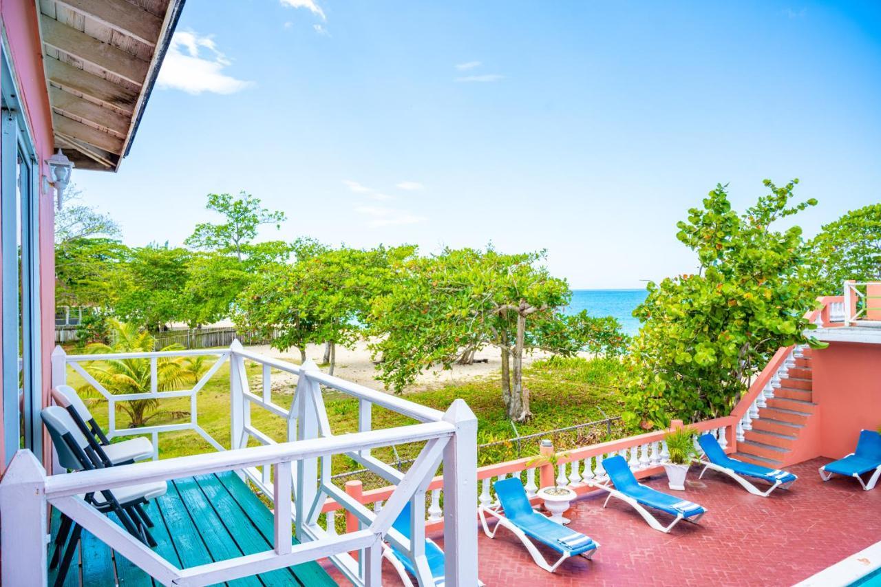 Shields Negril Villas Экстерьер фото