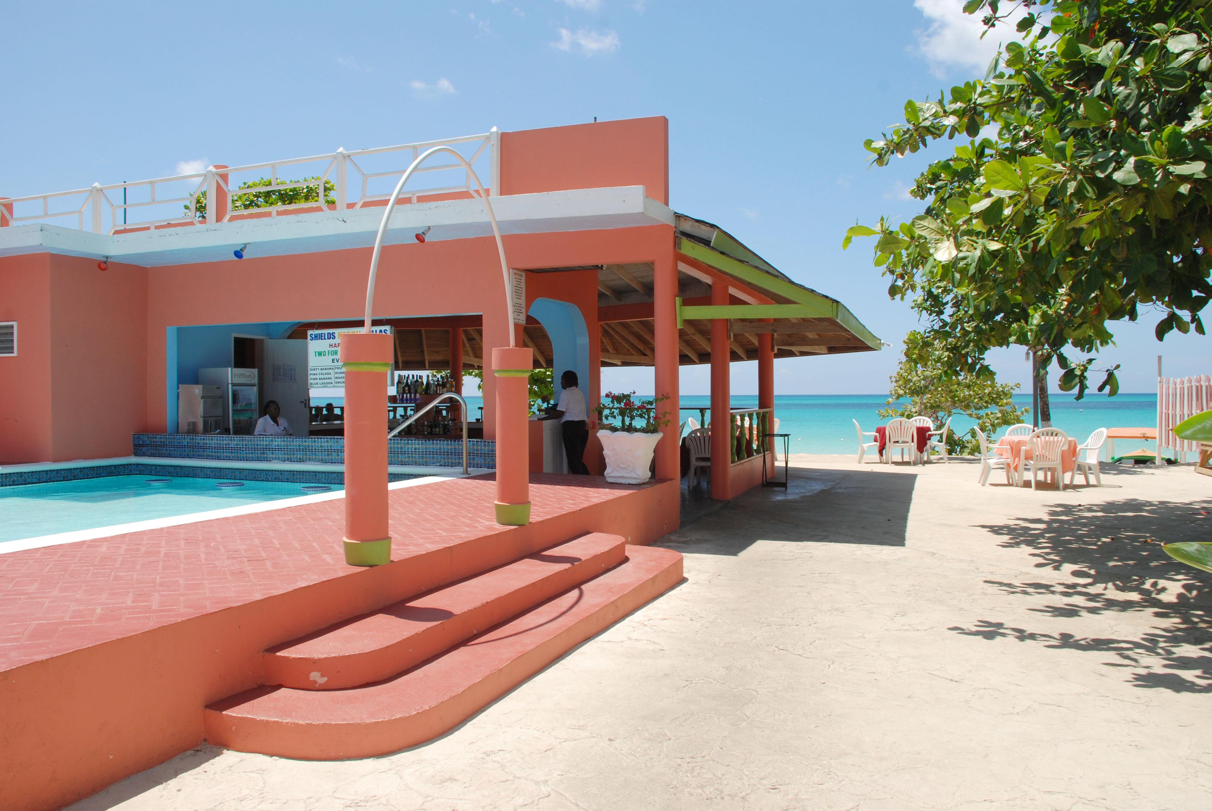 Shields Negril Villas Экстерьер фото